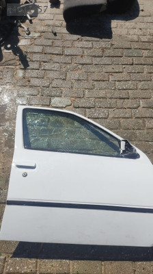 OPEL KADETT SAG ÖN KAPI ÇIKMA