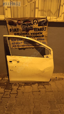 TOYOTA YARİS SAĞ ÖN KAPI