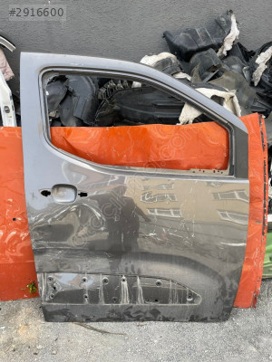 OPEL COMBO E SAĞ ÖN KAPI ÇIKMA SÖKME YEDEK PARÇA