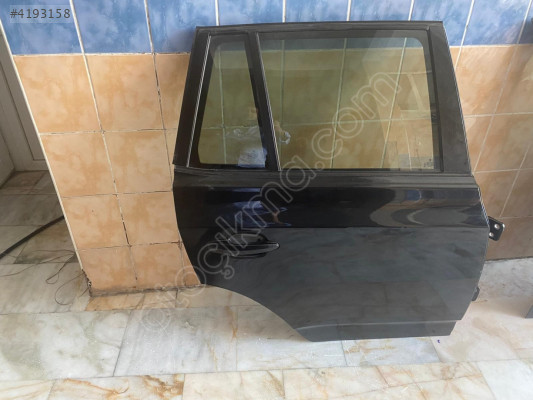bmw x3 e83 sağ arka kapı çıkma orjinal hatasız