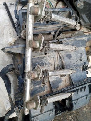 A2700780245 Mercedes 1.6 enjektör takımı