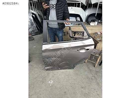 Hyundai tucson sol arka kapı