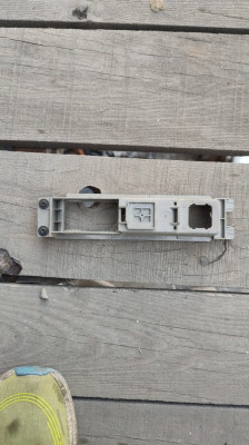 8P0863284D audi a3 2010 orta konsol çakmaklık kaplaması