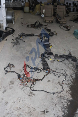 MERCEDES E SERİSİ A212 W212 İÇ ELEKTRİK TESİSATI 00084887339