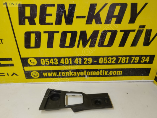 969124296R DACİA DUSTER ORTA KONSOL ÜST KAPAĞI ORJ ÇIKMA RENKAY