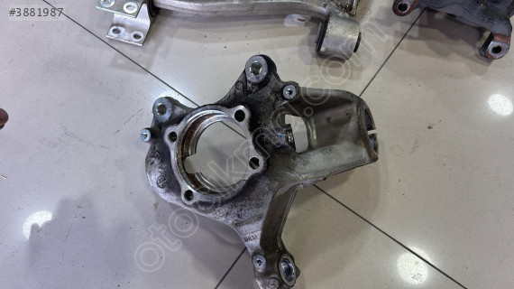 MERCEDES CLA W118 A W177 GLB W247 SOL ÖN TAŞIYICI 2473320100