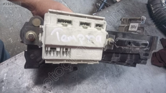 Fiat Tempra ön cam kaldirma modülü yedek parça