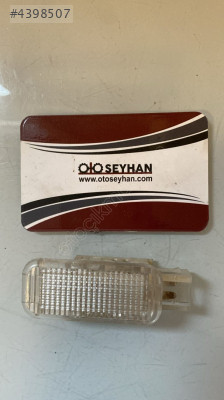 8D0947415 audi a4 2014 iç aydınlatma lambası