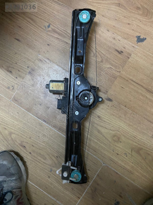 Fiat fiorino pegeout bipper sol ön kapı krikosu