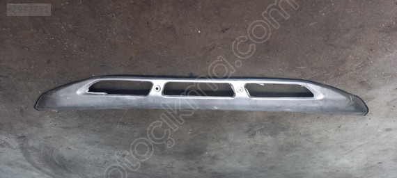 Peugeot 3008 ön tampon alt kaplama krom çıkma