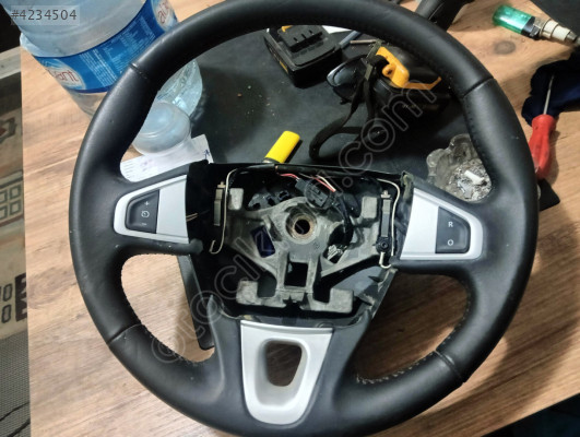 Megane 3 direksiyon simidi