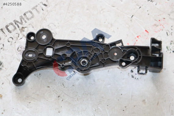 2017 2023 BMW 5 SERİSİ 530XE I G30 ÖN BRAKET 51477343390