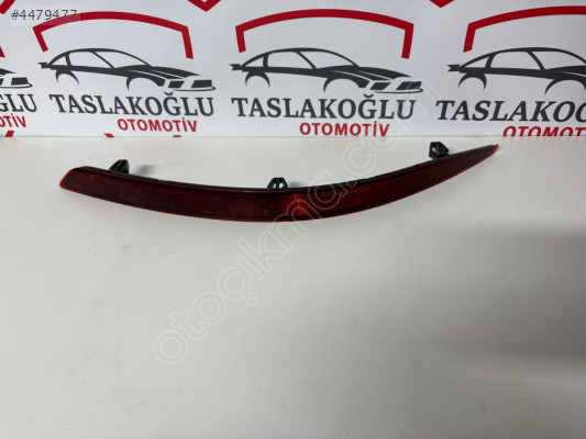 AUDİ Q3 SAĞ REFLEKTÖR ORJİNAL