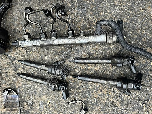 BMW F10 184 N47 2.0TDİ ENJEKTÖR ÇIKMA BMW ENJEKTÖR ÇIKMA