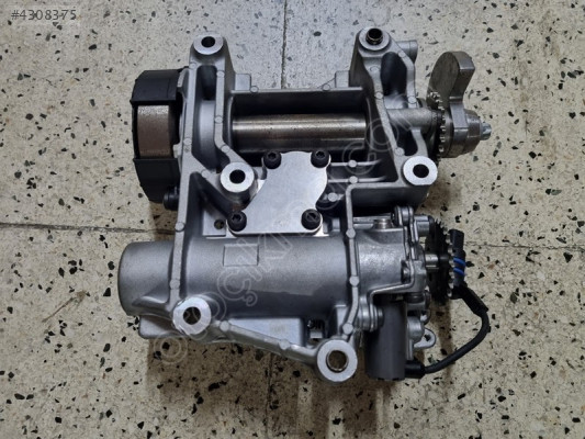 94610701335  PORSCHE YAĞ POMPASI ( MACAN ) 2014 MACAN 3.0 MOTOR