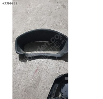 682408103R -DACİA SANDERO GÖSTERGE SİPERLİĞİ