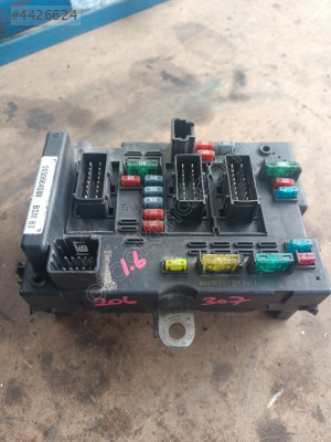 PEUGEOT 206 1.6 SİGORTA KUTUSU 9650664080