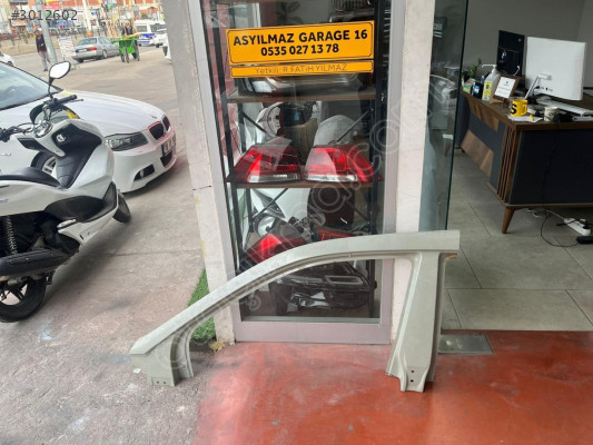 HYUNDAİ İ20 SOL ÖN ÜST YAN KAPI SACI YAN DUVAR