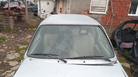 Renault 5 ön cam yedek parça