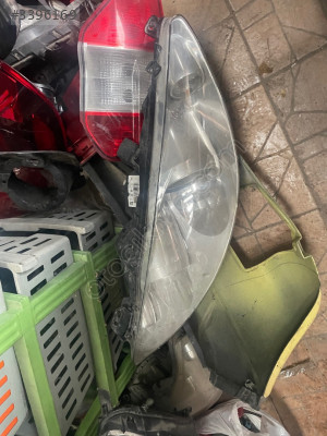 Peugeot 308 sol ön far lambası