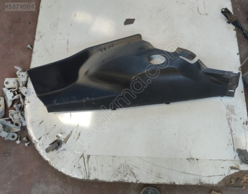 TOYOTA COROLLA İÇ KAPLAMA PLASTİĞİ  62551-02380