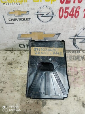 OPEL GRANDLAND AKÜ ALT YUVASI OEM9817230480 YEDEK PARÇA