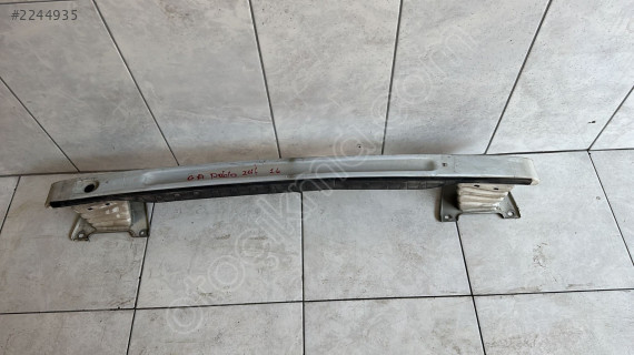 2014 FİAT DOBLO GENİŞ AİLE ARKA TAMPON DEMİRİ