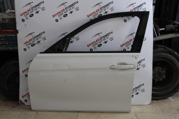 BMW 3 SERİSİ F30 SOL ÖN KAPI