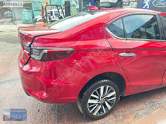 HONDA CİTY 1.5 BENZİNLİ SAĞ ARKA ÇAMURLUK 2021-2024