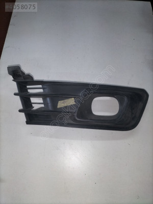 02736 RENAULT CAPTUR SOL SİS ÇERÇEVESİ