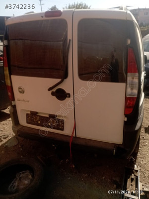 FİAT DOBLO 2 ARKA BAGAJ KAPAĞI