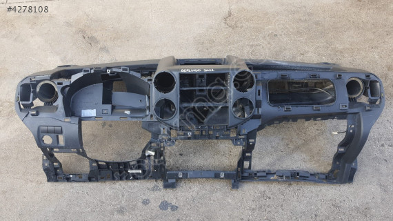 citroen berlingo 2011 çıkma orjinal boş göğüs/torpido (son fiyat)