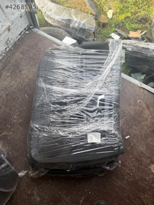 AUDİ A4 ÇIKMA SAĞ SOL ÖN KAPI DÖŞEMESİ