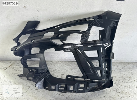 MERCEDES C W205 TAMPON BRAKETİ 2058855502