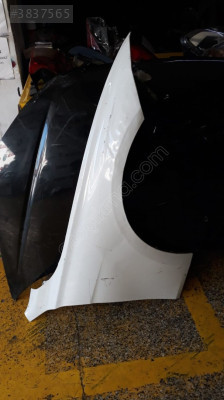 2015 MODEL BMW F30 SAĞ ÖN ÇAMURLUK