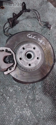 MERCEDES GLC 180 2024 ÇIKMA ORİJİNAL SAĞ ÖN TAŞIYICI KALİPER