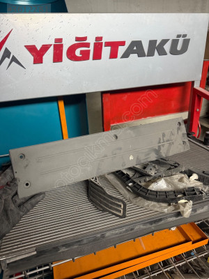 LAND ROVER PLAKA BRAKETİ CK52-17A387-AA