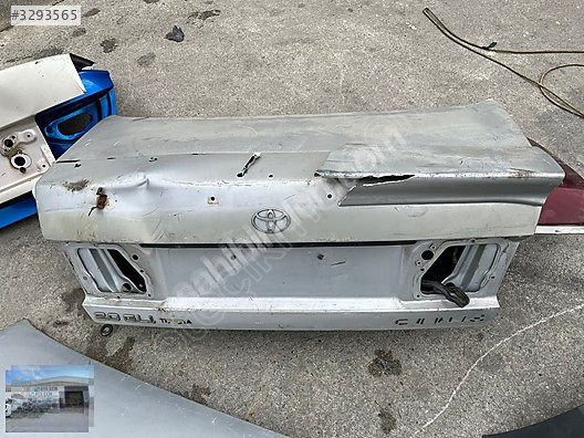 OTO CEM DEN TOYOTA CARİNA ÇIKMA BAGAJ KAPAĞI