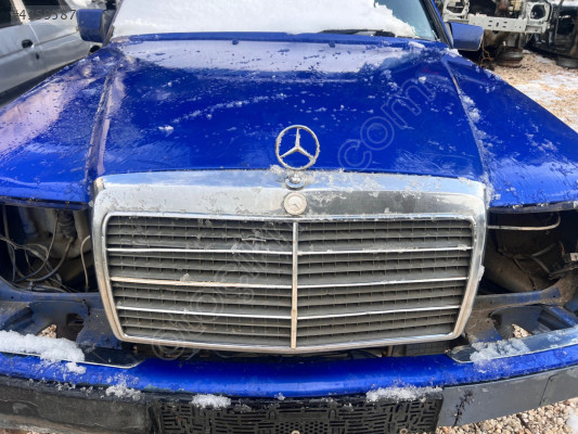 W124 MERCEDES 200D 86 MODEL ÖN PANJUR ÇAMURLUK KAPUT