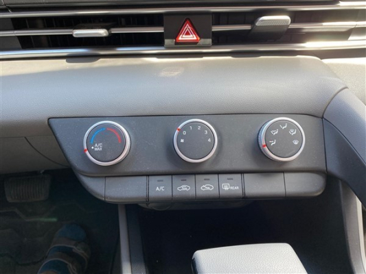 2022 Hyundai Elantra Klima Paneli Klimatronik