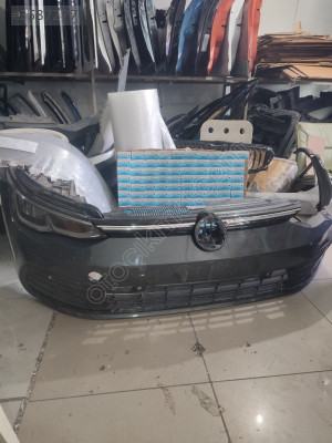 Volkswagen Golf 8 ön tampon dolu sağ far orjinal çıkma parça