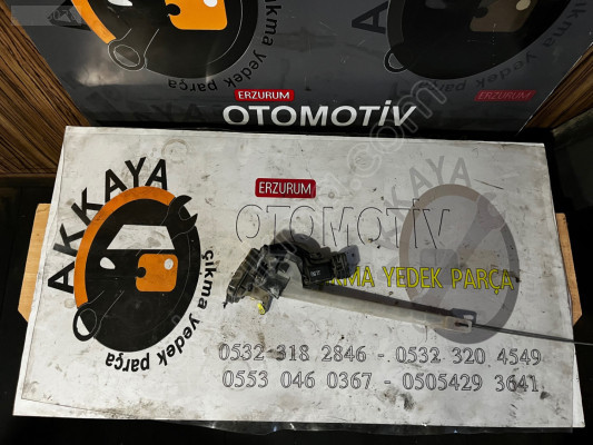 Toyota Corolla Sol Arka Kapı Kilidi 98-02 Çıkma