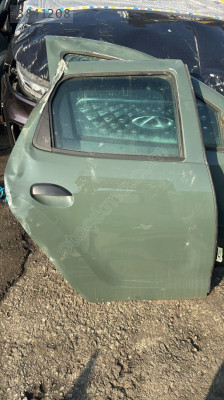 Dacia duster arka kapı az hasarlI