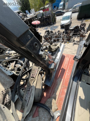 RENAULT MEGAN 2 SAĞ MARŞPİYEL KESME