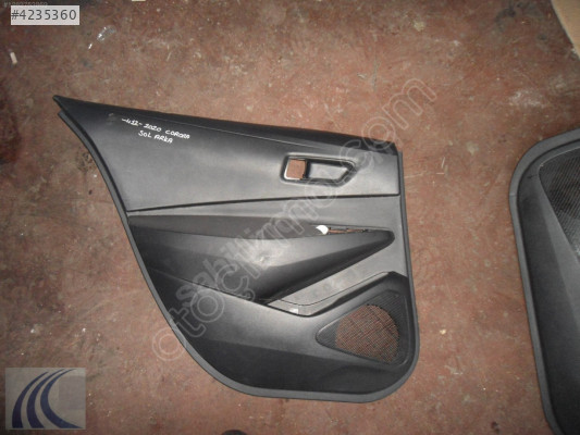 TOYOTA COROLLA 2020 ÇIKMA SOL ARKA KAPI DÖŞEMESİ