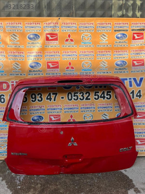 mitsubishi colt bagaj kapağı