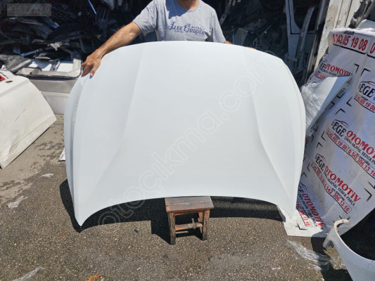 VOLVO S60 BEYAZ MOTOR KAPUTU ORJINAL BOYASIZ