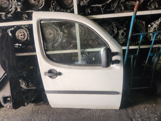 FİAT DOBLO 1 ORJİNAL ÇIKMA KOMPLE DOLU SAĞ ÖN KAPI