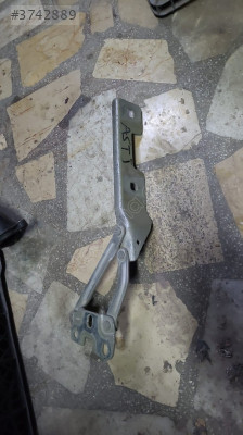 Çıkma Opel Astra J Kaput Menteşesi