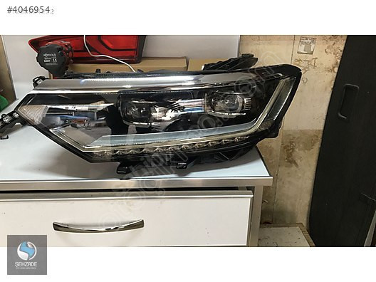 VOLKSWAGEN PASSAT B8 HİGHLİNE SOL FAR ÇIKMA ORJİNAL